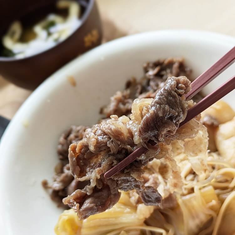 誰でも立ち寄りステーションすき焼き実食