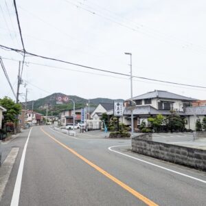 魚伸場所