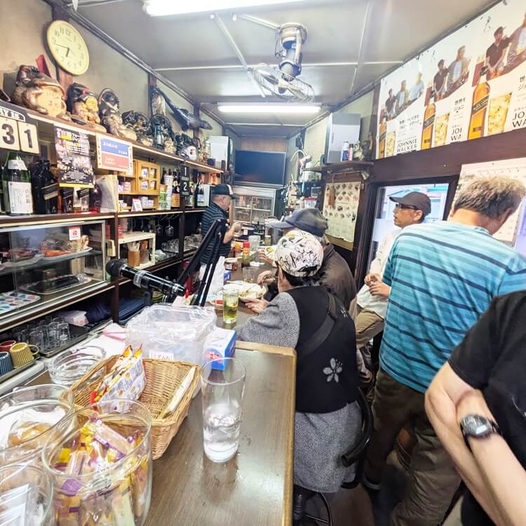 宮先酒店盛況の様子