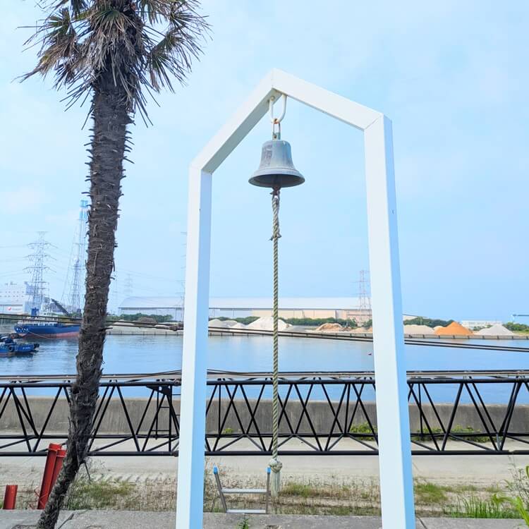 BLUEOCEAN幸せの鐘