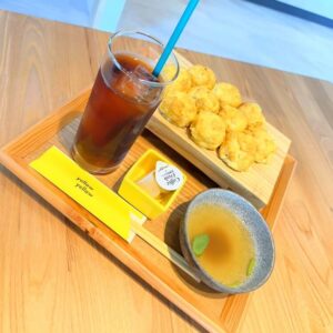 yellowyellow明石焼
