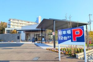 チェリーブロッサムガーデン駐車場