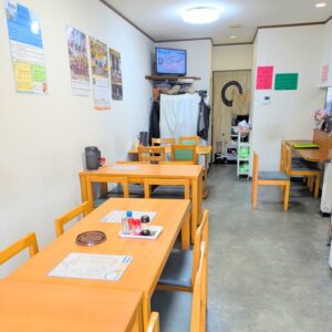 定食屋さん。店内