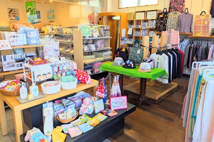 白矢ふとん店店内