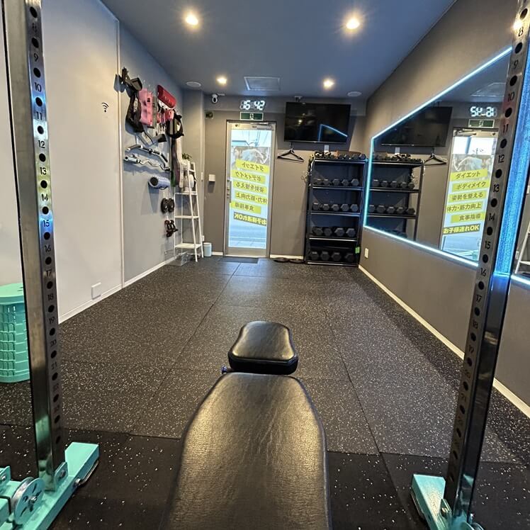 HUEパーソナルジム宝殿店内観2